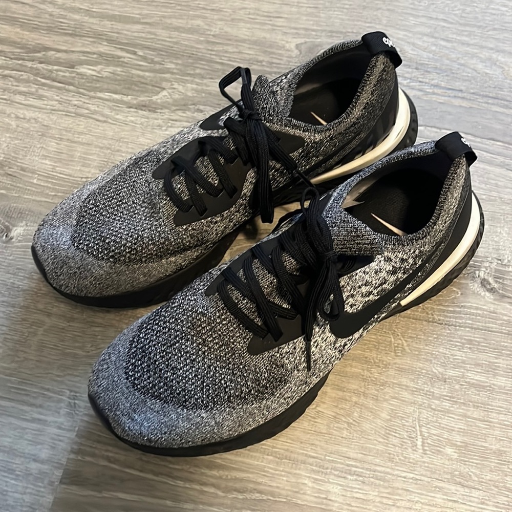 Nike Epic React Flyknit ‘Cookies and Cream’